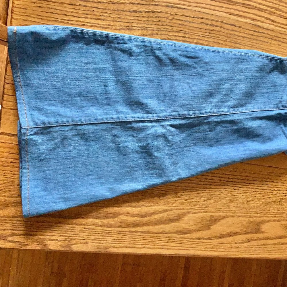 "Stella McCartney" wide leg, bell. bottom jeans, 30. Like New! - Picture 2 of 11